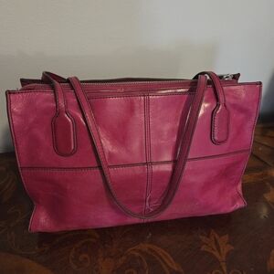 HOBO International Pink Leather Slouchy Shoulder Bag 💕